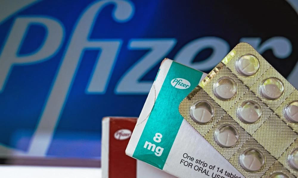 Βρετανία: Eνέκρινε το χάπι της Pfizer κατά του κορονοϊού